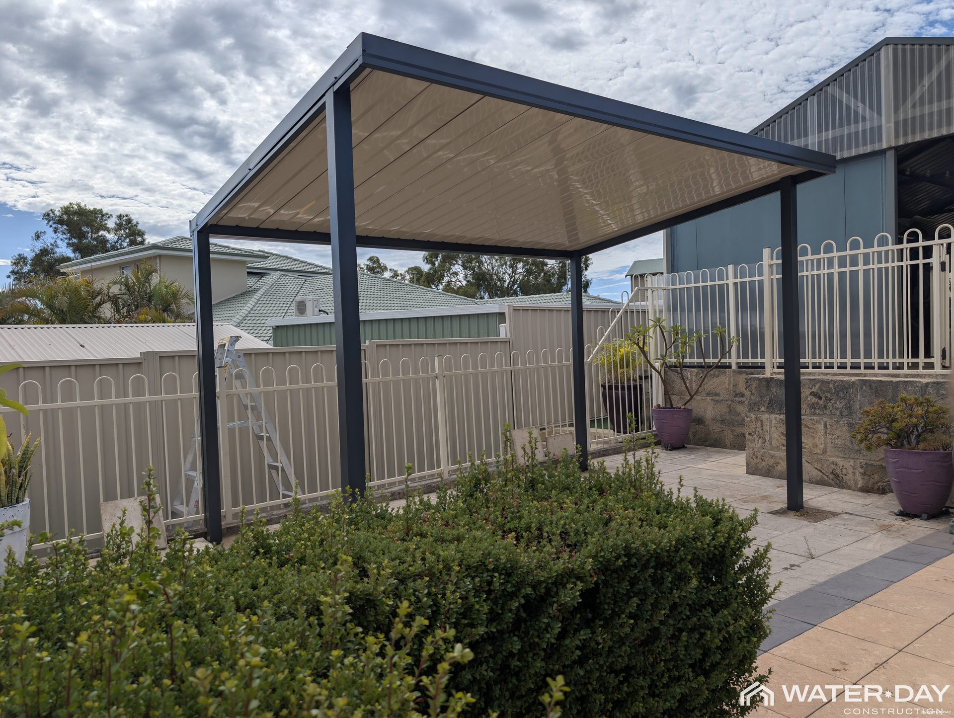 Outdoor patio with pool area Bunbury WA